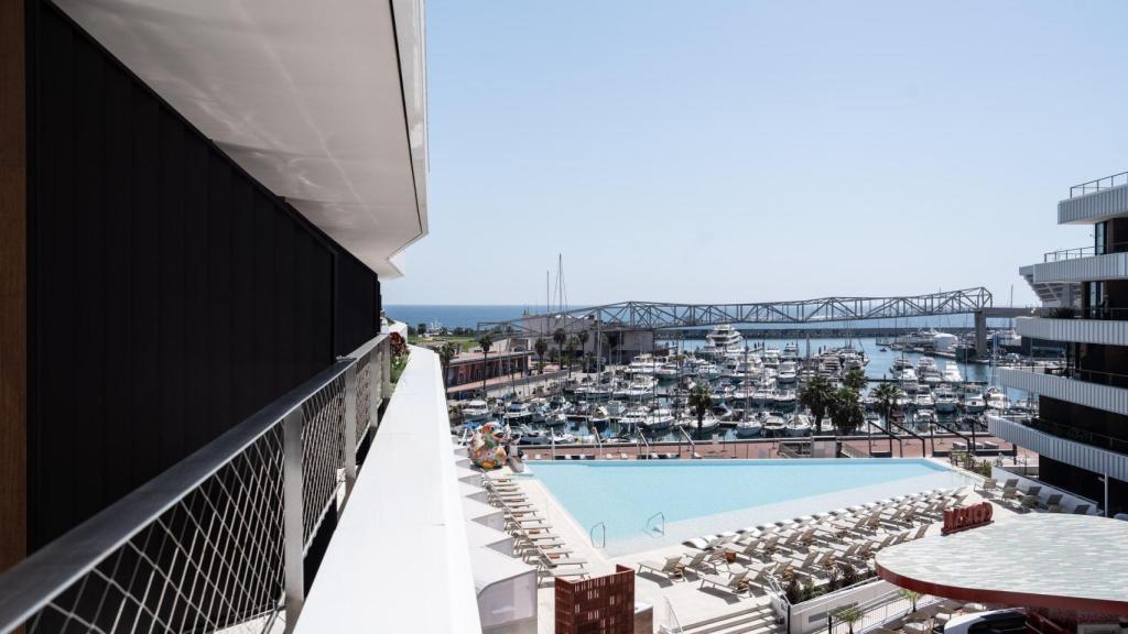 Vistas al Port Fòrum desde el hotel SLS