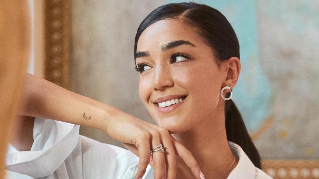 Alejandra Capetillo, con la joya de Rabat