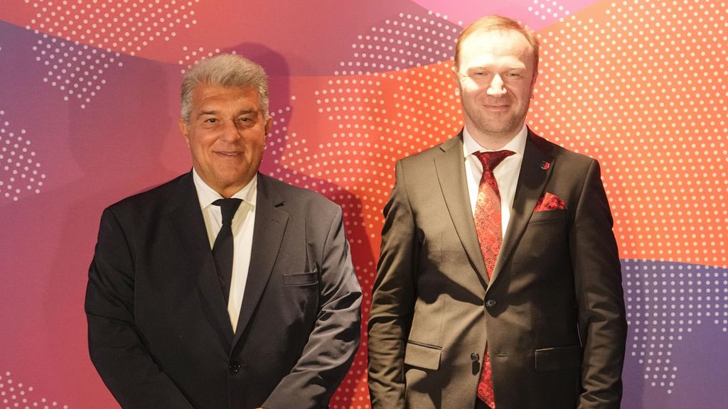 Joan Laporta i Ruslan Birladeanu, en la presentació de Barça Mobile