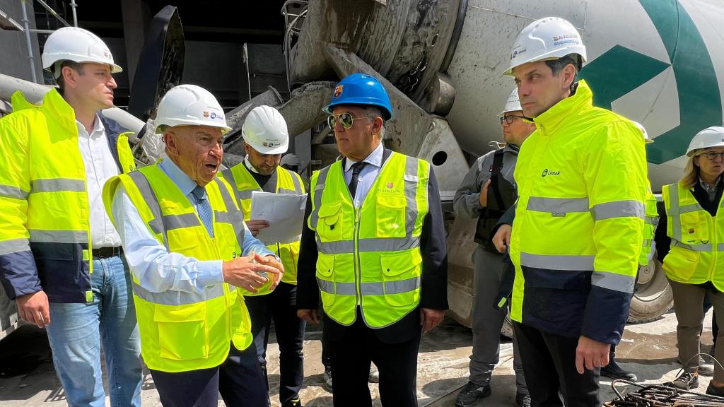 Joan Laporta, Nihat Özdemir i els avenços en les obres del Camp Nou