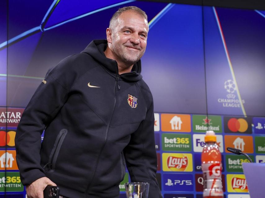 Hansi Flick, sonriente antes del Borussia Dortmund-Barça