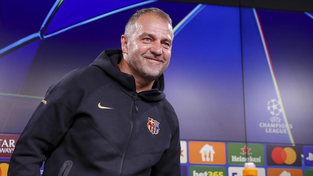 Hansi Flick, sonriente antes del Borussia Dortmund-Barça