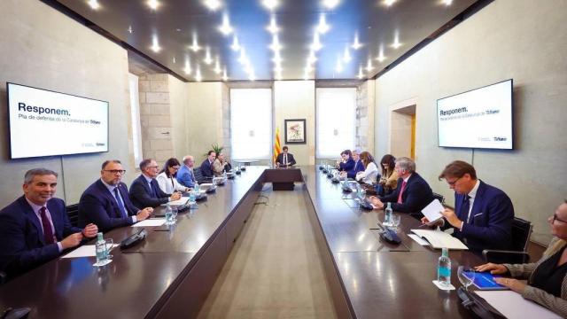 Reunión del presidente de la Generalitat, Salvador Illa, con representantes de diversas empresas farmacéuticas