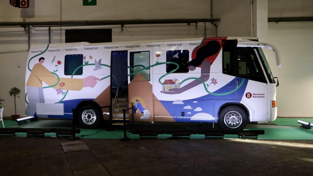 El bus del proyecto 'Transitar' de la Diputación de Barcelona
