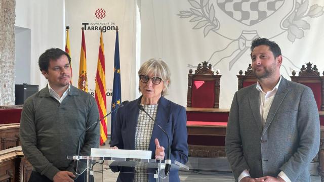 Presentación del convenio entre la Agencia Catalana del Agua y el Ayuntamiento de Tarragona para reutilizar agua de la depuradora
