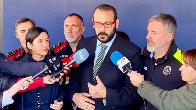 La consellera de Interior y Seguridad Pública, Núria Parlon, y el alcalde de Mataró, David Bote