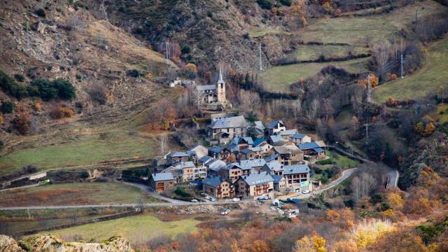 El pueblo de Cataluña de 39 habitantes en peligro de expansión por culpa de una urbanización, Sorpe