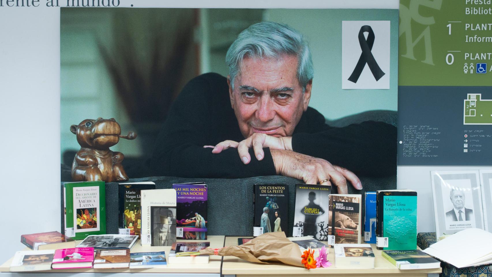Imagen de un homenaje a Mario Vargas Llosa