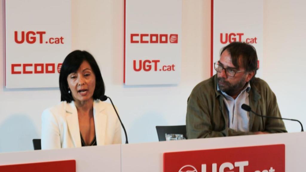 La secretaria general y el secretario general de CCOO y UGT en Cataluña, Belén López y Camil Ros, en rueda de prensa.