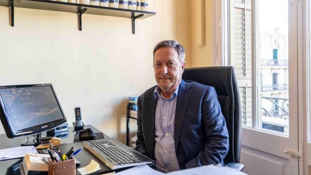 El abogado Oriol Trillas en su despacho de Barcelona