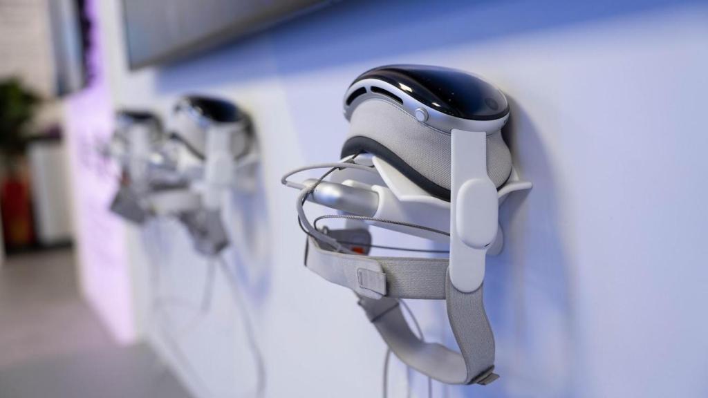 Unas gafas de realidad virtual, en el Sanofi Science Lab