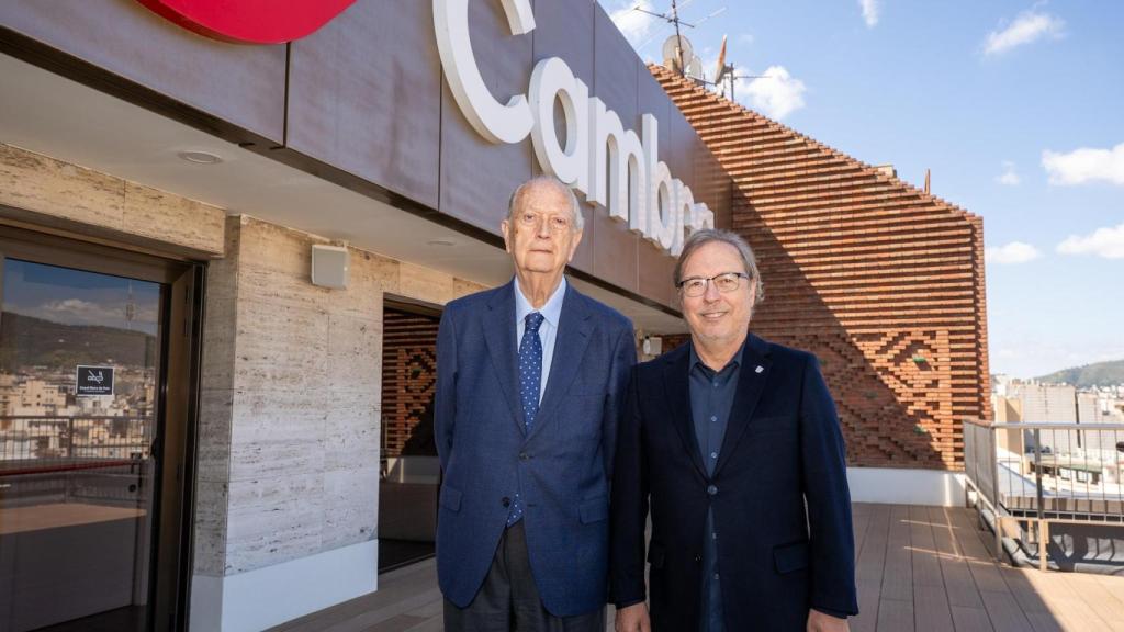 Juan José Bruguera, presidente de Colonial, y Josep Santacreu, de la Cámara de Barcelona