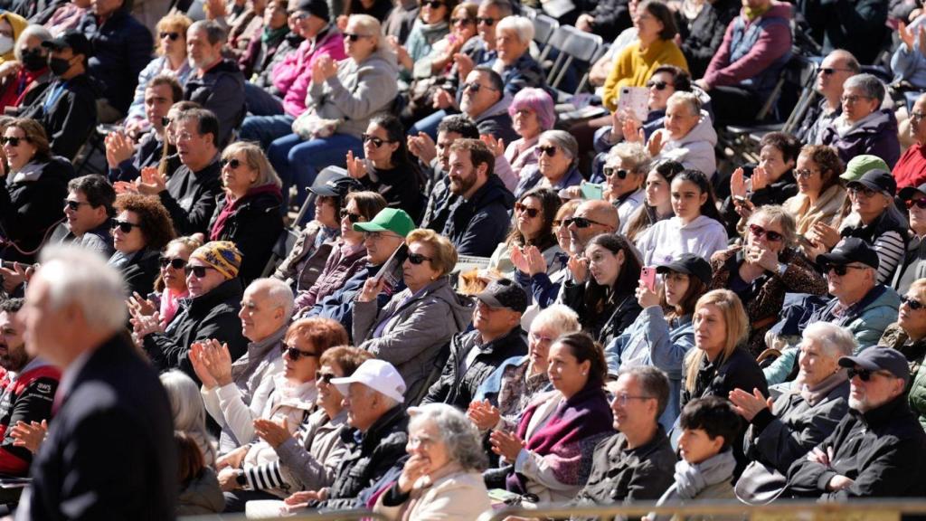 Más de 3.000 personas asisten a la misa del Mil·lenari de Montserrat