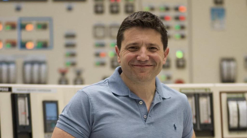 Alfredo García, @operadornuclear