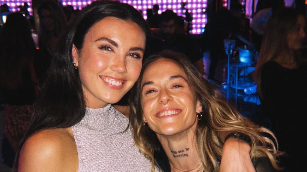 Ingrid Engen y Mapi León, de fiesta en una discoteca
