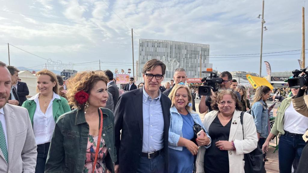 La Feria de Abril de Cataluña también aprueba a Illa: “Necesitamos un Govern que nos tenga en cuenta a todos”