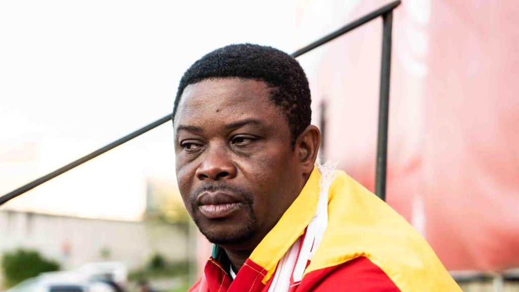 Effah Kingsford ( Sisplau ), aficionado del Girona.