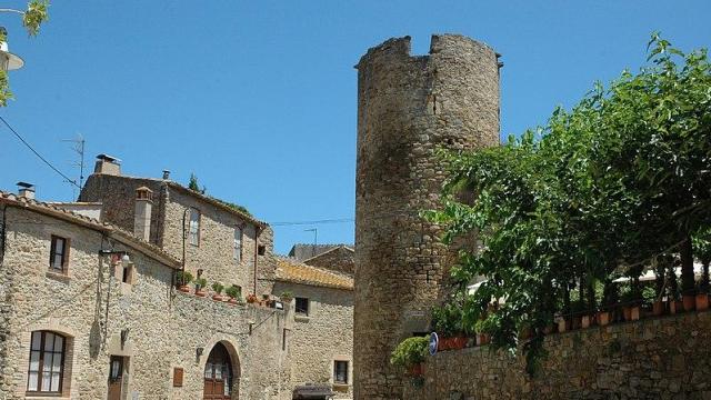 Ullastret - Torre de la Presó