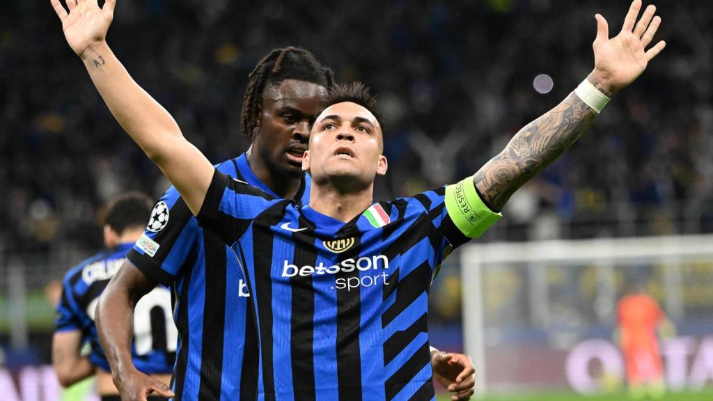 Lautaro Martínez celebra su gol al Barça en las semifinales de la Champions League