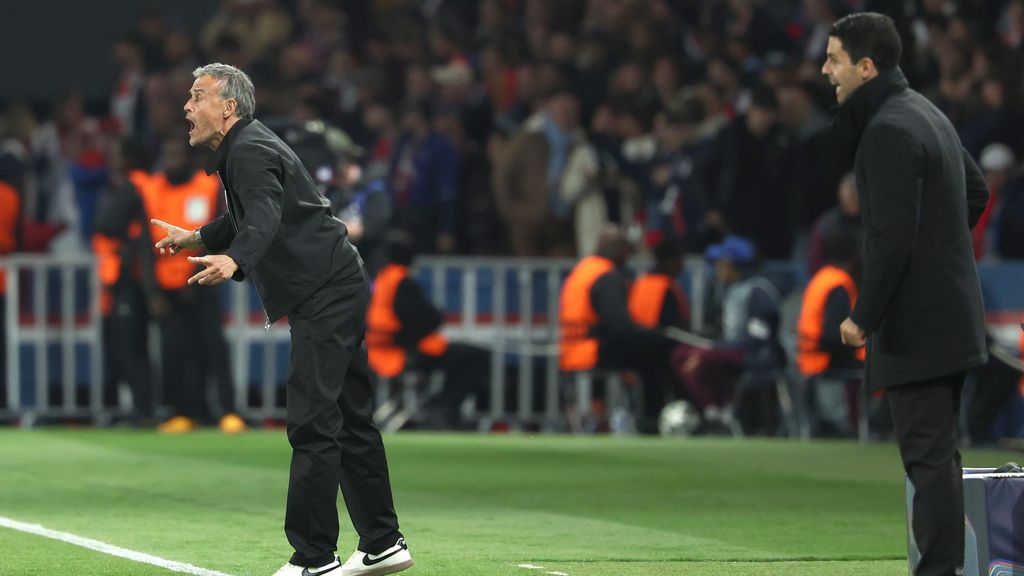 Luis Enrique i Mikel Arteta donen ordres durant el PSG-Arsenal de Champions League