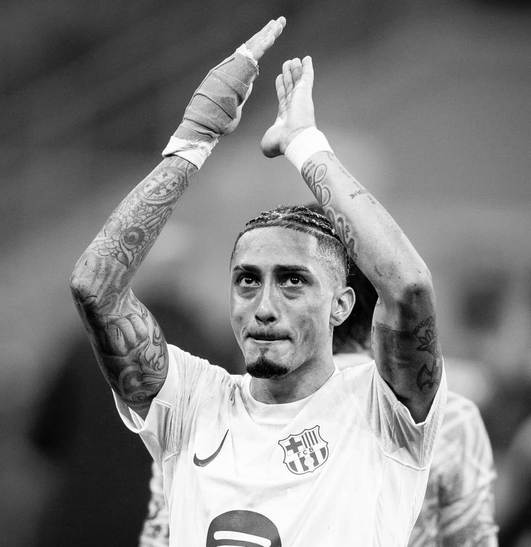 Raphinha rompe a llorar, desolado, tras perder en Milán