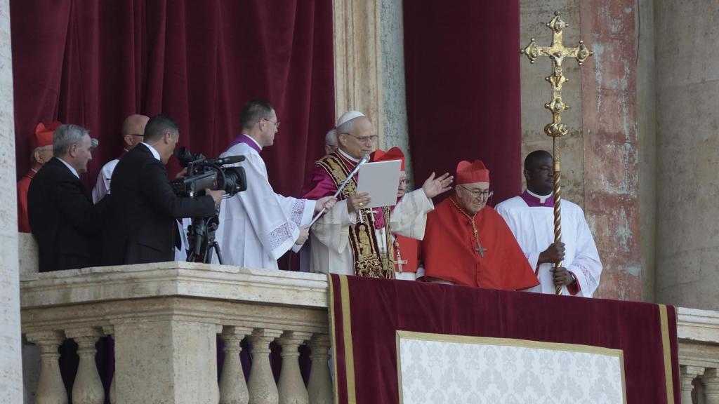 Papa León XIV en El Vaticano tras ser elegido