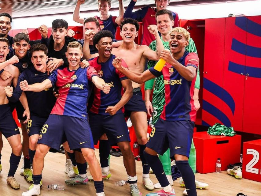 Lamine Yamal también lidera las celebraciones en el vestuario