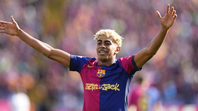 Lamine Yamal celebra su gol y la victoria del Barça en el clásico de Montjuïc contra el Real Madrid
