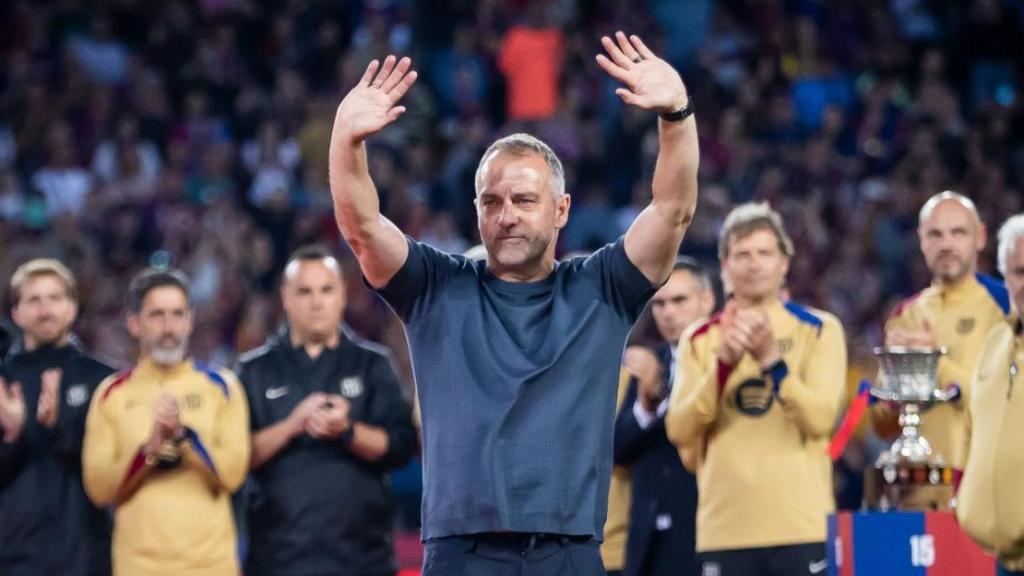 Hansi Flick, en la celebració del triplet nacional del Barça a Montjuïc