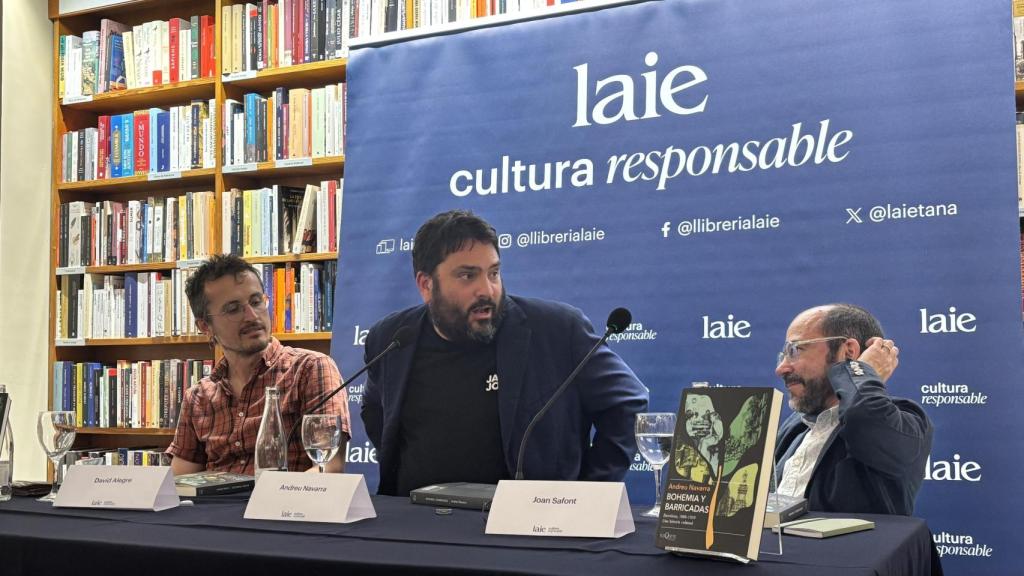 Andreu Navarra, Joan Safont y David Alegre en la presentación de 'Bohemia y barricadas'