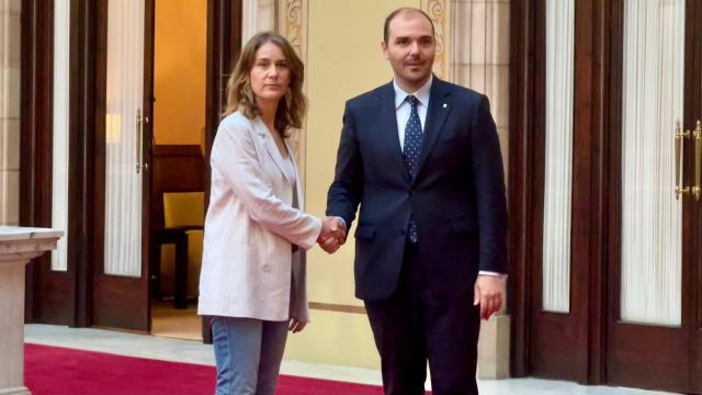 La líder de los Comuns, Jéssica Albiach, junto al 'conseller' de Presidencia, Albert Dalmau