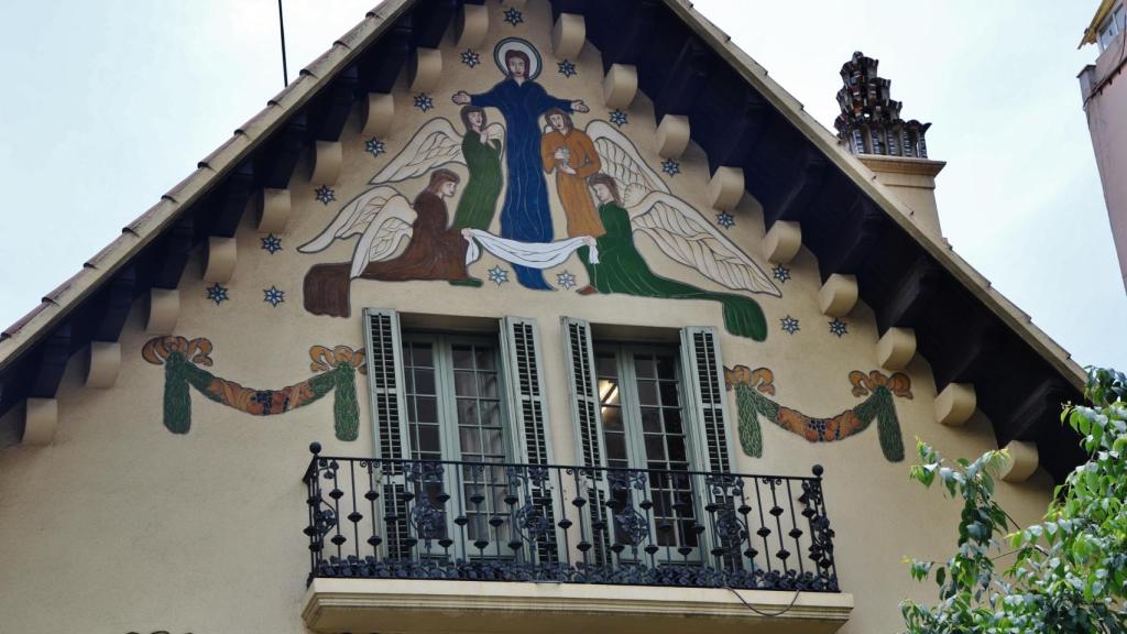 Detalle de la fachada de la Casa Pere Company