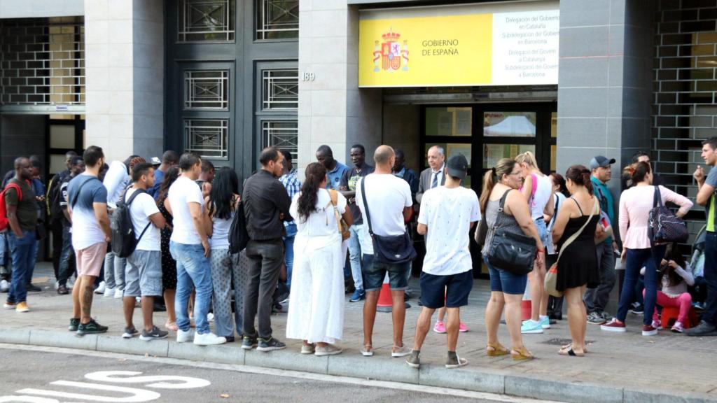 Una de las oficias de extranjería en Cataluña