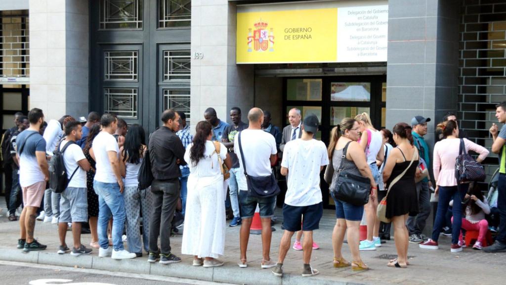 Una de las oficias de extranjería en Cataluña