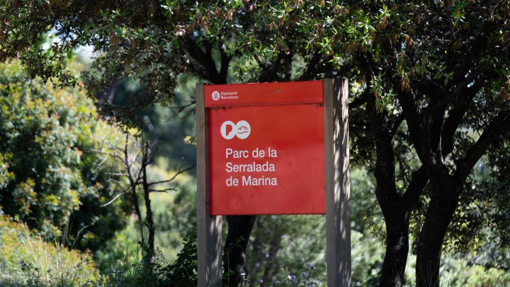 Cartel del Parc de la Serralada de Marina