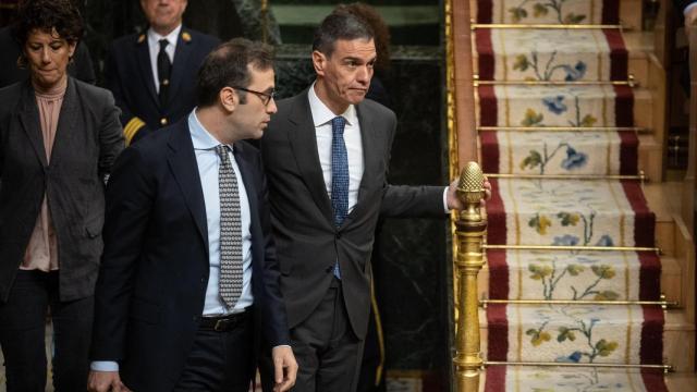 El ministro de Economía, Carlos Cuerpo, y el presidente del Gobierno de España, Pedro Sánchez