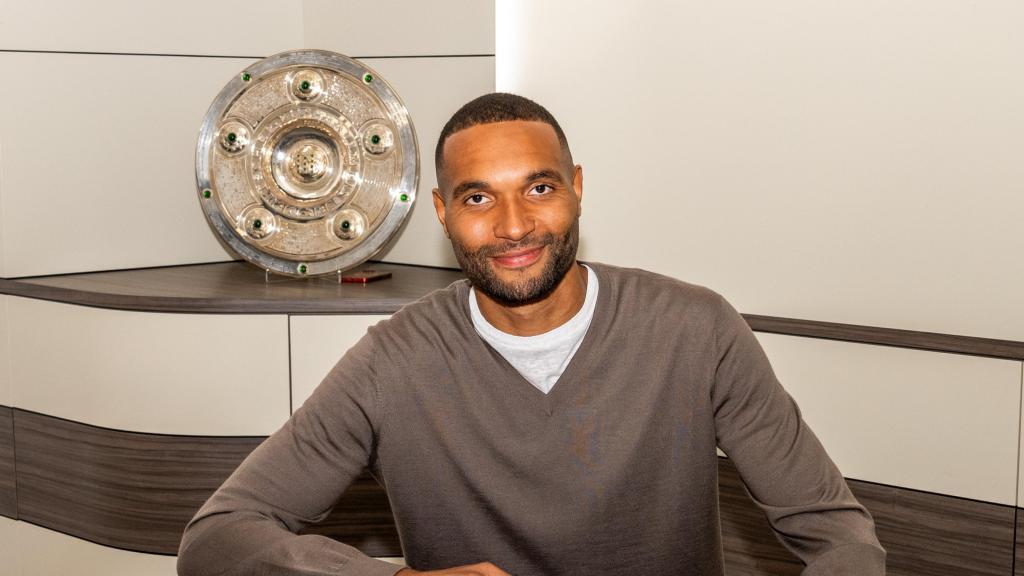 Jonathan Tah firma con el Bayern hasta 2029