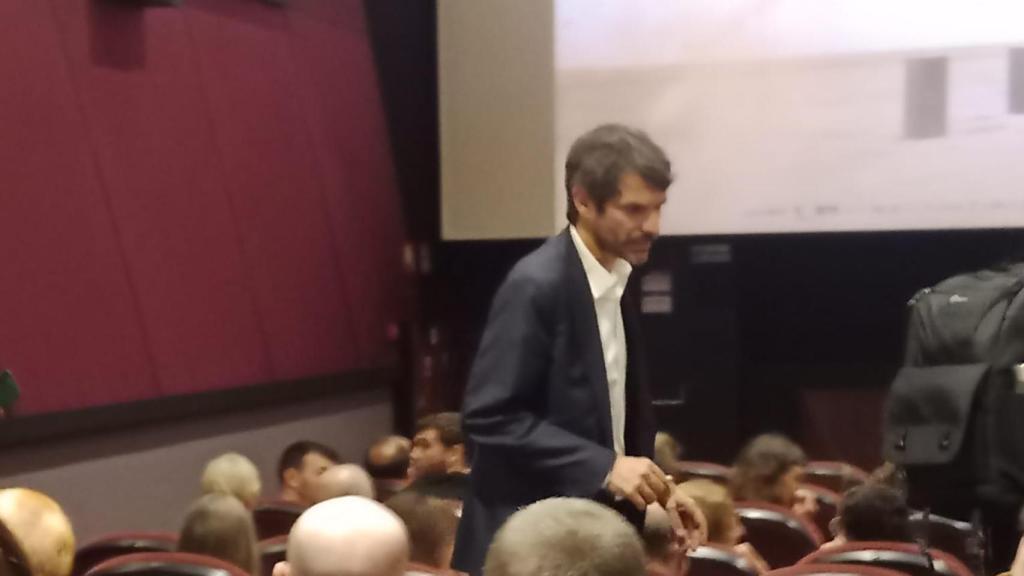 Urtasun 'se cuela' en el preestreno de 'Sirat'