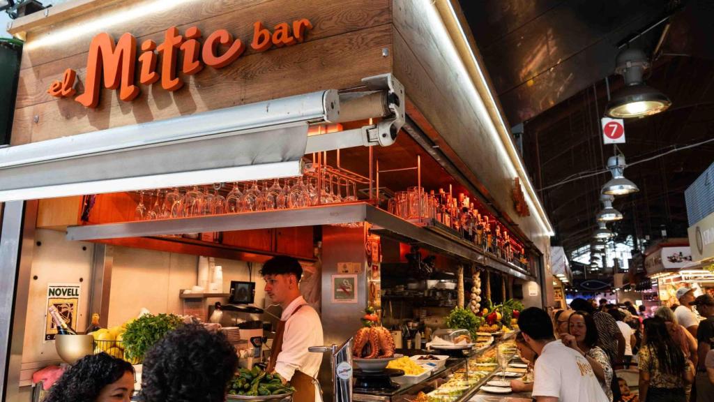 Mercat de la Boqueria, en la parada de Mitic Bar
