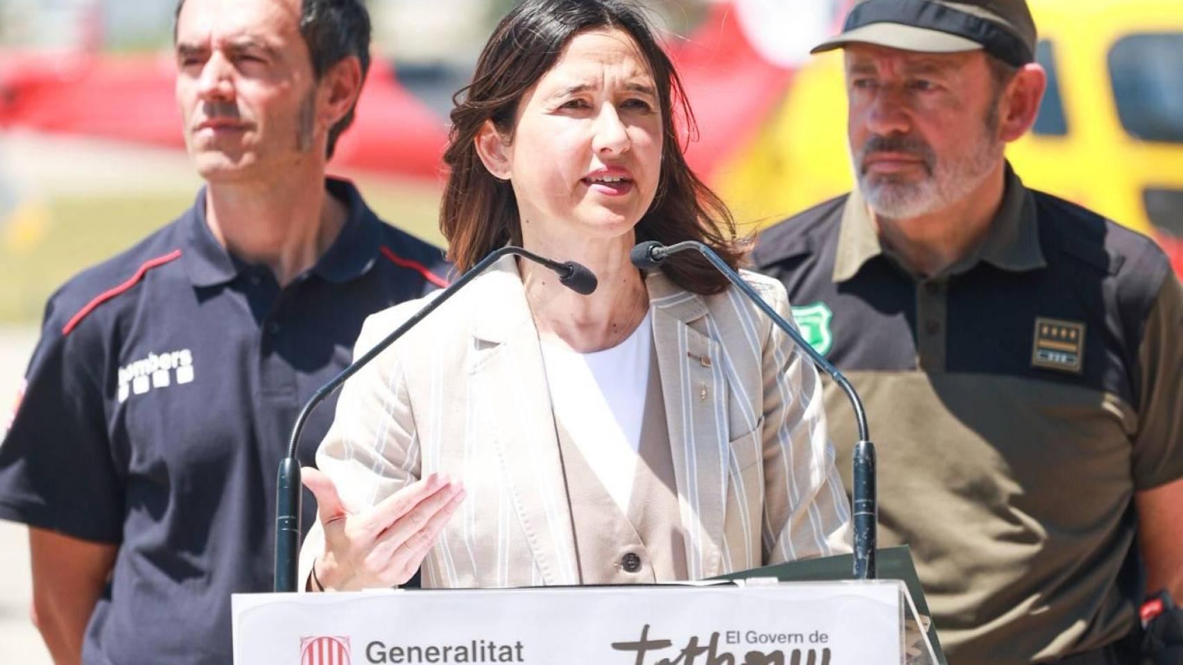 Núria Parlon, en el aeropuerto de Sabadell