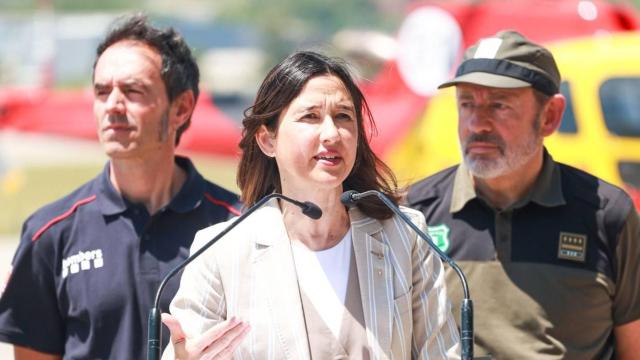 Núria Parlon, en el aeropuerto de Sabadell