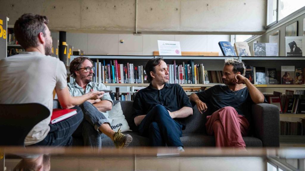 Entrevista con Ivan Massagué (i), Ivan Morales (c) y Oriol Pla (d)