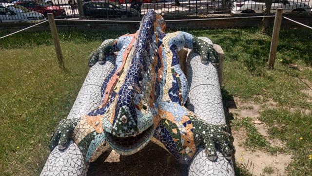 Réplica del dragón de Gaudí del Park Güell