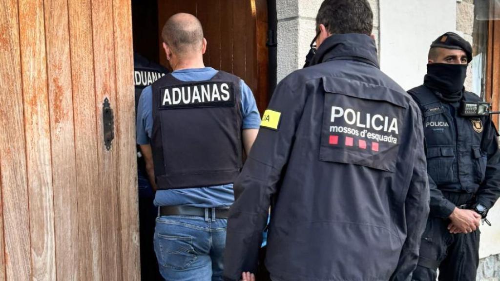 Macrodispositivo policial de los Mossos d'Esquadra este martes en Vilanova i la Geltrú