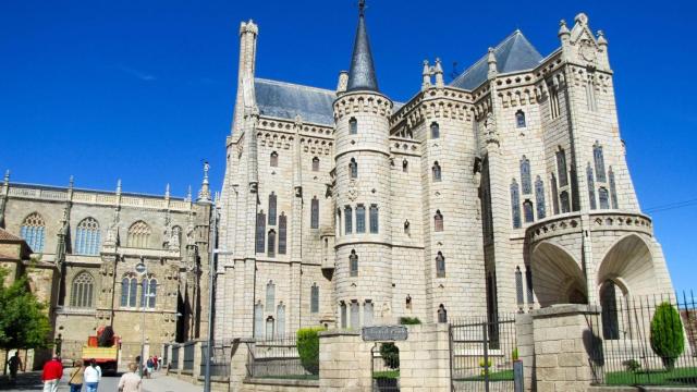 Así es el espectacular castillo diseñado por Gaudí