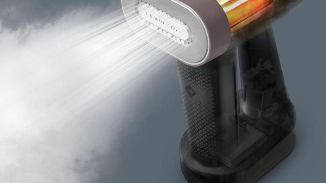 Desinfecta, elimina arrugas y refresca la ropa con este cepillo de vapor y plancha top ventas de Rowenta