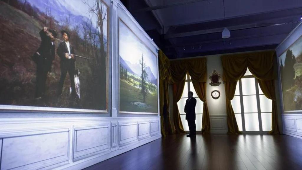 Una de las salas de la exposición, que recrea un salón burgués del siglo XIX