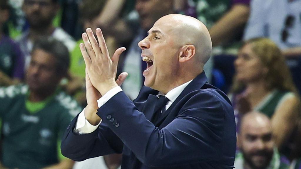 Joan Peñarroya, en l'Unicaja-Barça de bàsquet de Lliga ACB