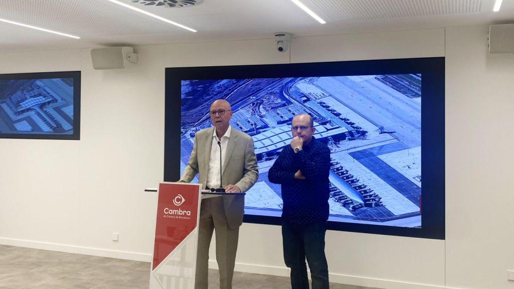 El presidente de la comisión de Infraestructuras de la Cambra de Barcelona, Miquel Martí, y el presidente de Pimec Logística, Ignasi Sayol