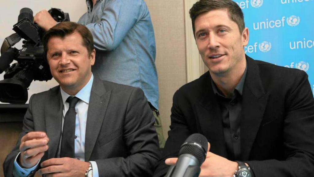 Cezary Kucharski y Robert Lewandowski en una imagen de archivo
